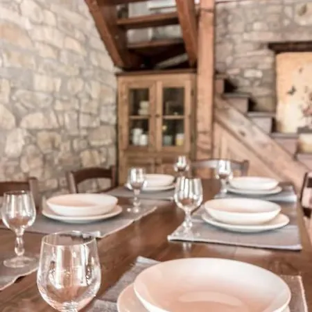 Abissinia, Gioiello Nel Bosco